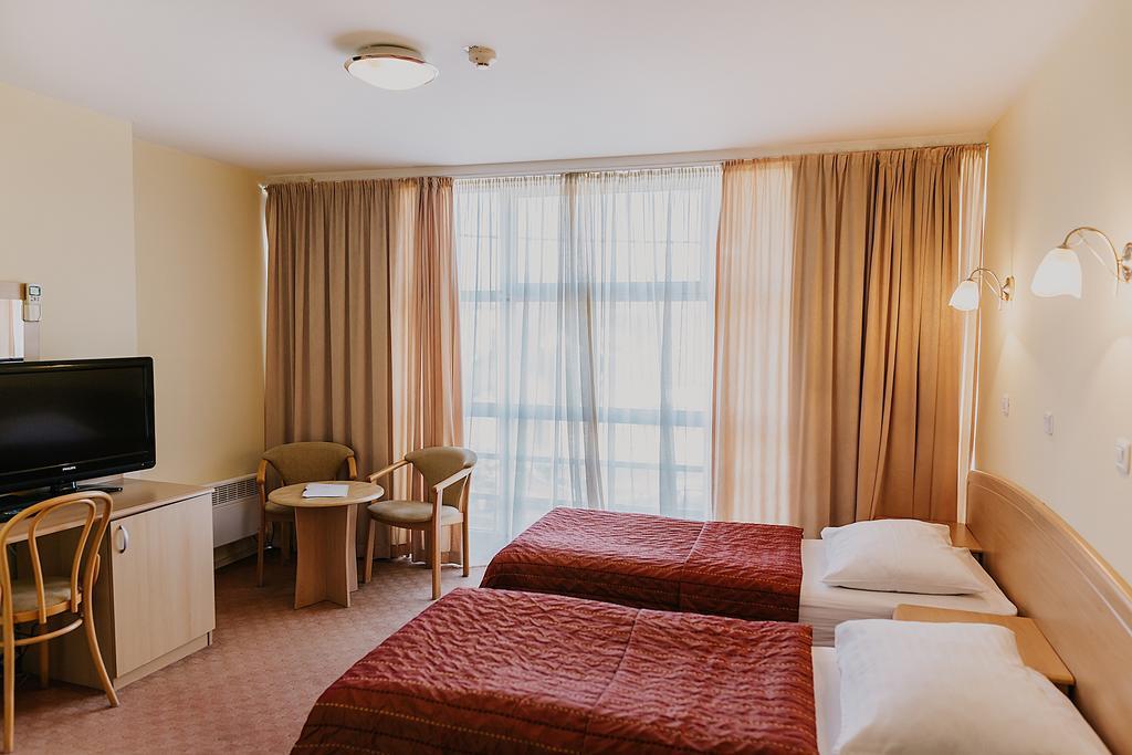 Hotel Silver Osijek Habitación foto
