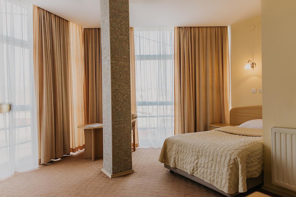 Hotel Silver Osijek Habitación foto